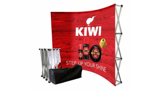 Banner Wall Configuration Guide - Size Options Banner wall setup diagram showing curved and straight design